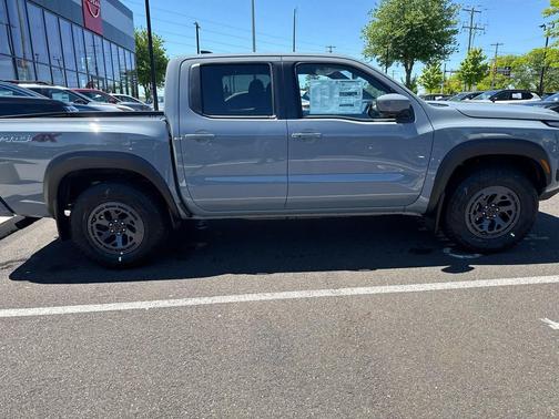 Boulder Gray Pearl 2026 Nissan Frontier PRO-4X