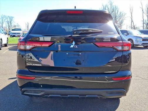2024 Mitsubishi Outlander ES 2.5 S-AWC