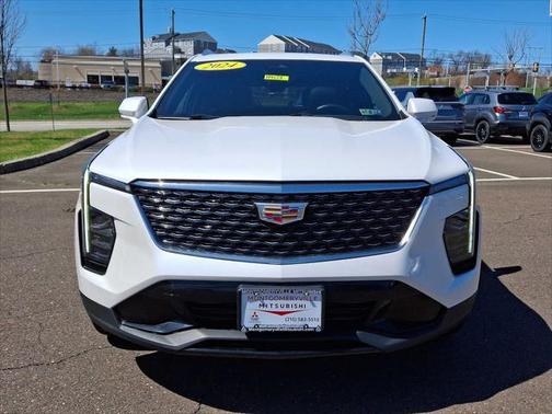 2024 Cadillac XT4 Premium Luxury