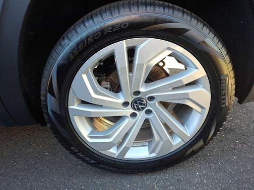 2021 Volkswagen Atlas Cross Sport 3.6L V6 SEL