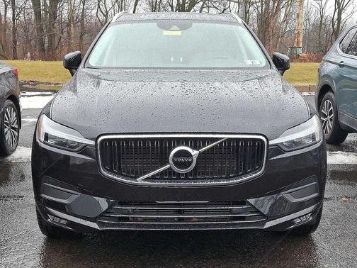 2021 Volvo XC60 T5 Momentum