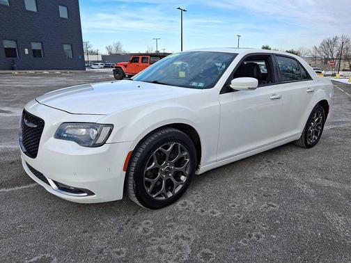 2016 Chrysler 300 S