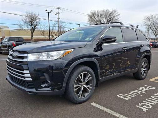 2019 Toyota Highlander LE