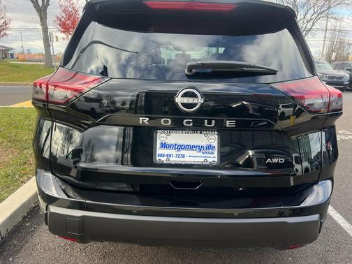2026 Nissan Rogue S