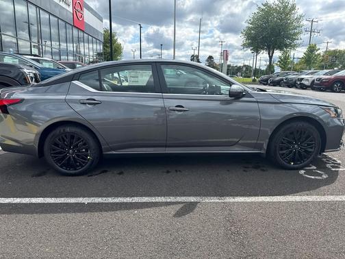 Gun Metallic 2026 Nissan Altima SV AWD
