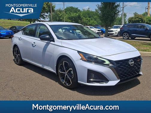 Gray Sky Pearl 2024 Nissan Altima SR FWD