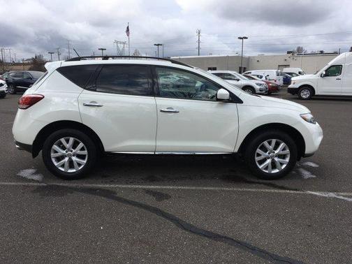 Glacier Pearl 2011 Nissan Murano SV