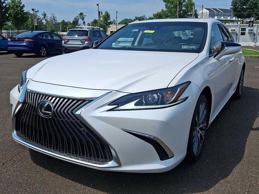 2021 Lexus ES 350 Base