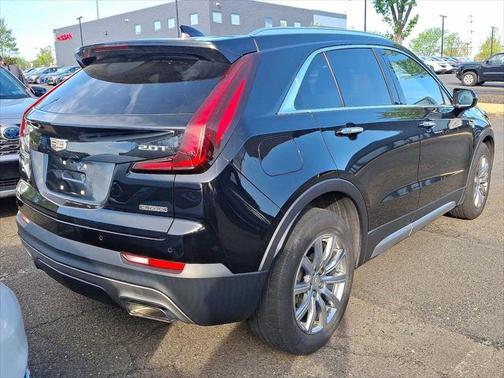 2019 Cadillac XT4 Premium Luxury