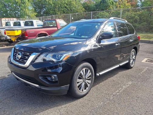 2019 Nissan Pathfinder SV