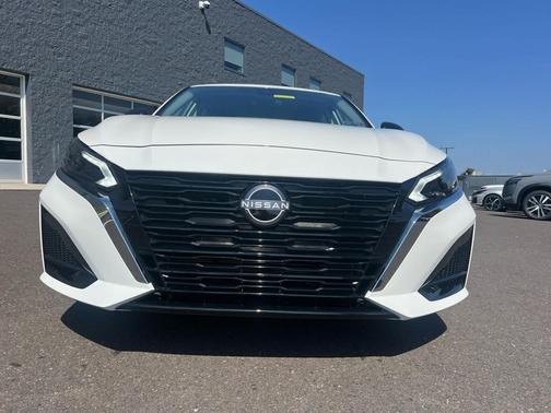 2025 Nissan Altima S FWD