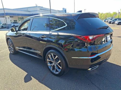 Majestic Black Pearl 2024 Acura MDX Technology Package