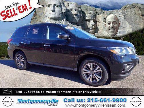 Magnetic Black Pearl 2020 Nissan Pathfinder SL 4WD