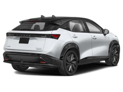 Everest White Pearl Tricoat/Black Diamond Pearl 2023 Nissan ARIYA PLATINUM+