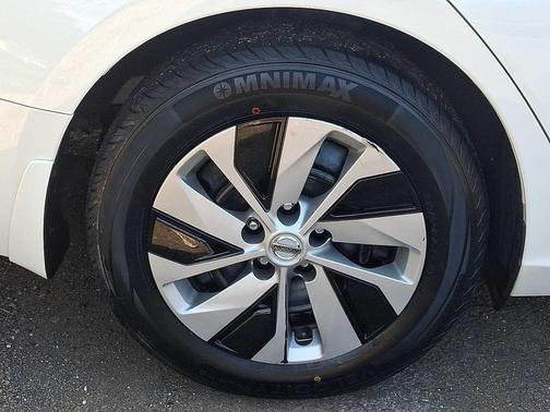 2022 Nissan Altima S FWD