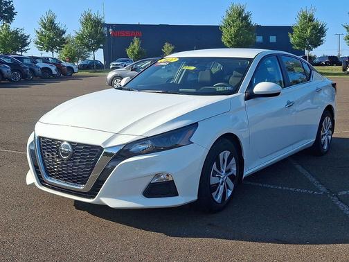 2022 Nissan Altima S FWD