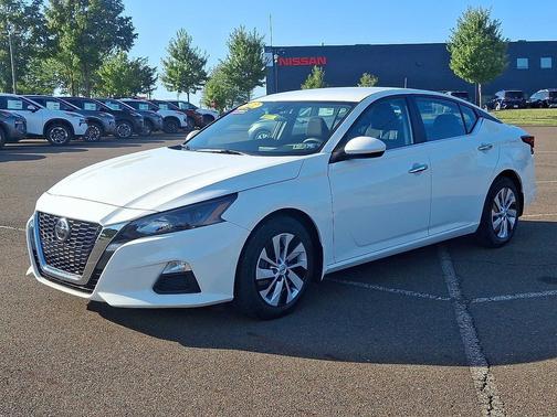 2022 Nissan Altima S FWD