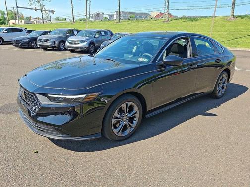 Crystal Black Pearl 2023 Honda Accord EX