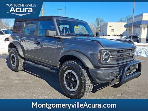 2022 Ford Bronco Base