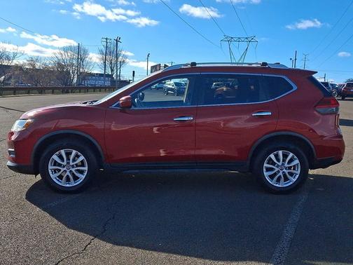 2017 Nissan Rogue SV