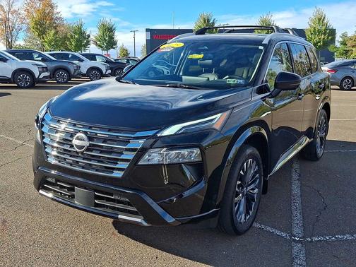2025 Nissan Rogue Platinum