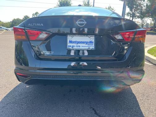 2025 Nissan Altima S FWD