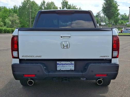 2022 Honda Ridgeline Black