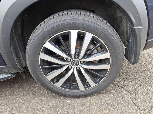 2023 Nissan Pathfinder Platinum 4WD