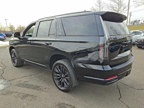 2025 Cadillac Escalade Sport