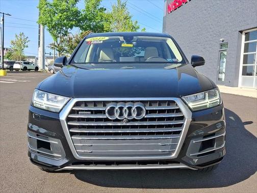 2019 Audi Q7 55 Premium Plus