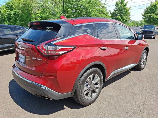 Cayenne Red Metallic 2017 Nissan Murano SV