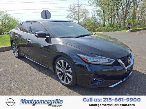 Super Black 2023 Nissan Maxima 3.5 Platinum