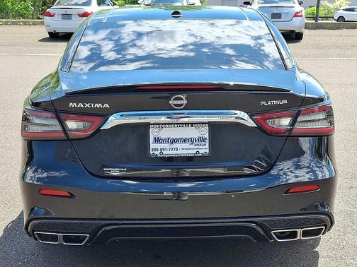 Super Black 2023 Nissan Maxima 3.5 Platinum