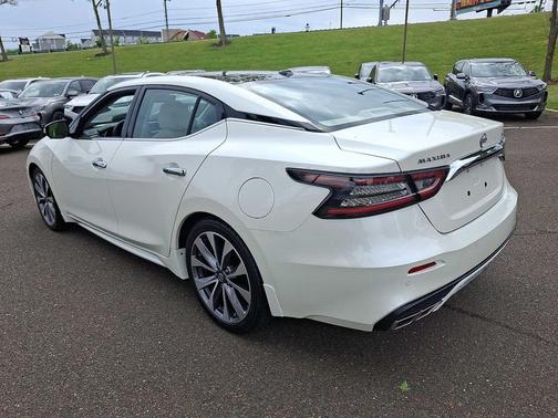 Pearl White Tricoat 2023 Nissan Maxima 3.5 Platinum