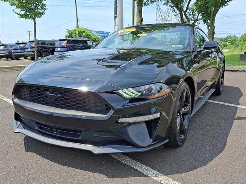 2022 Ford Mustang EcoBoost