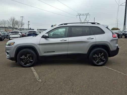 2020 Jeep Cherokee Altitude