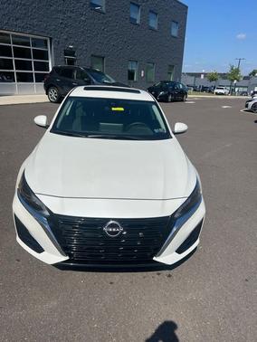 2025 Nissan Altima SV FWD