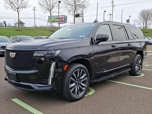 2022 Cadillac Escalade ESV Sport