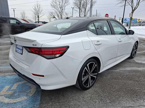 2023 Nissan Sentra SR