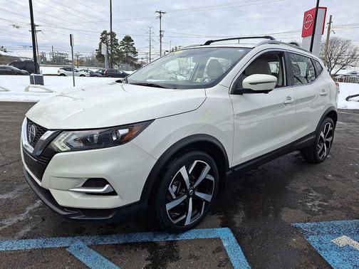 2021 Nissan Rogue Sport SL