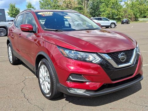 2022 Nissan Rogue Sport SV