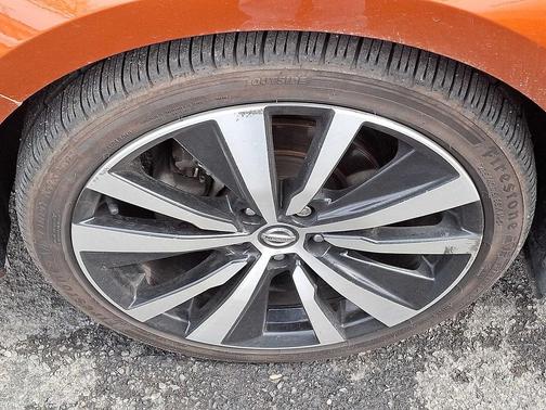 2020 Nissan Altima SR FWD