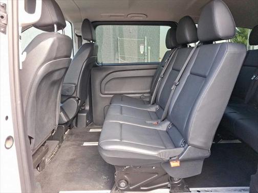 2022 Mercedes-Benz Metris Base