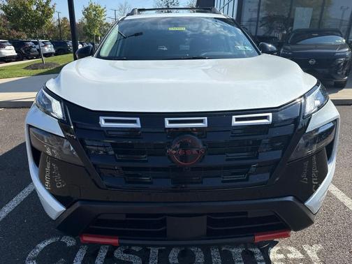 Everest White Pearl Tricoat 2027 Nissan Rogue Rock Creek