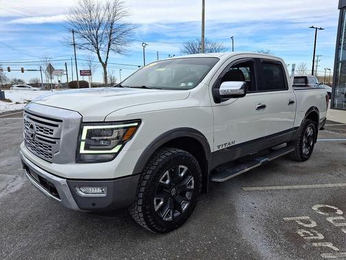 2023 Nissan Titan Platinum Reserve