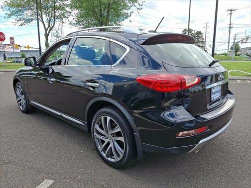 2017 INFINITI QX50 Base