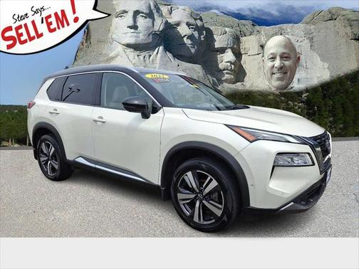 2022 Nissan Rogue SL