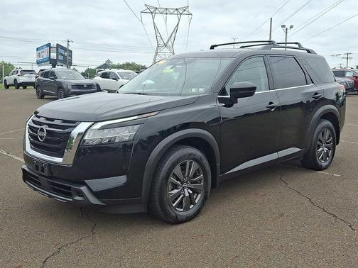 2022 Nissan Pathfinder SV 4WD