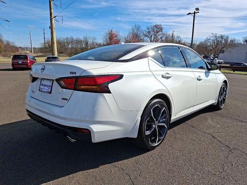 2025 Nissan Altima SR AWD