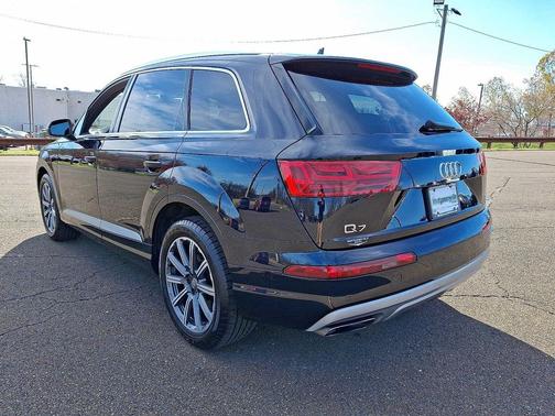 2017 Audi Q7 3.0T Premium